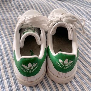 Adidas Stan Smith Sneakers (size 7)